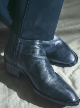 Group of young people.