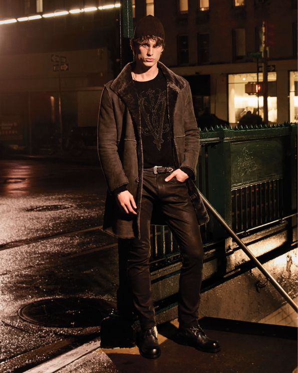 25TH ANNIVERSARY LOOK 6