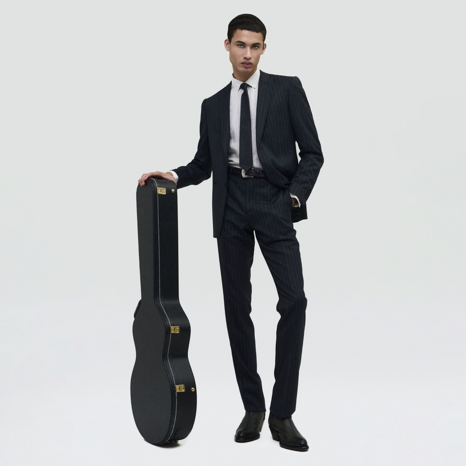 SHOP SUITING