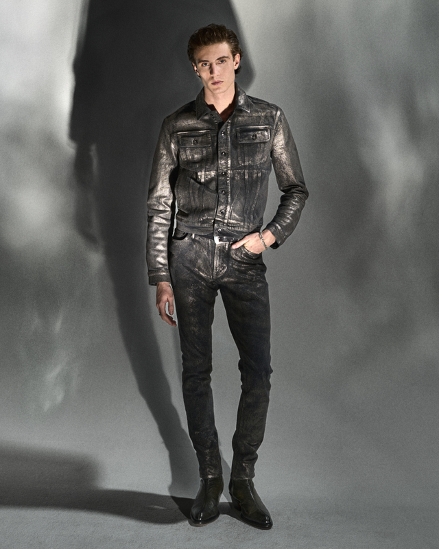 25TH ANNIVERSARY LOOK 3