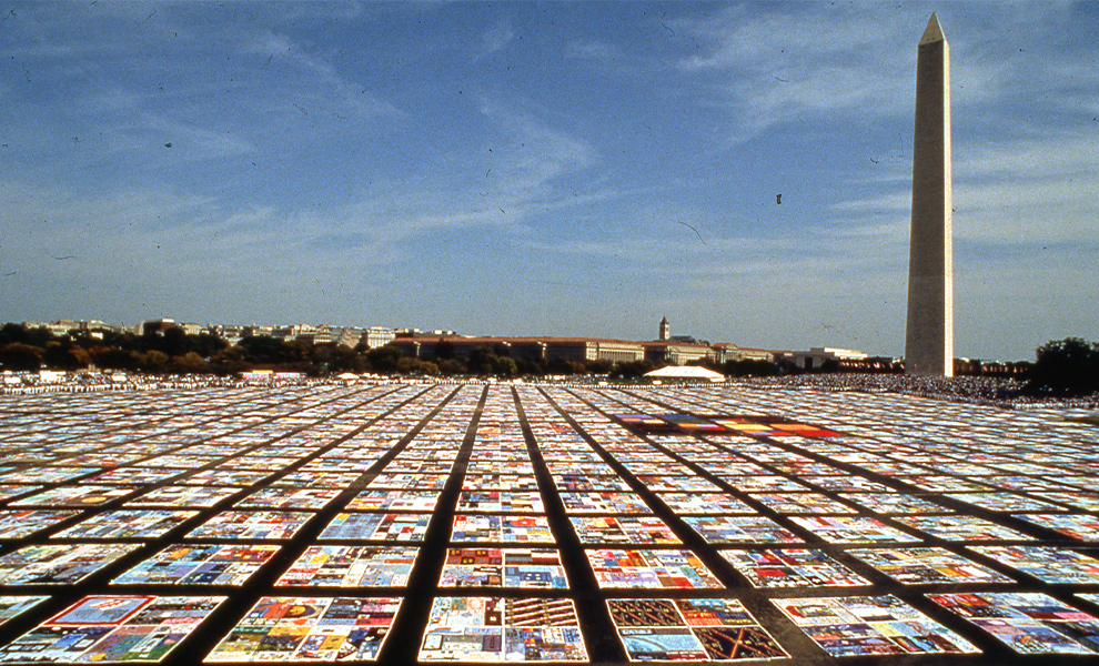THE AIDS MEMORIAL QUILT